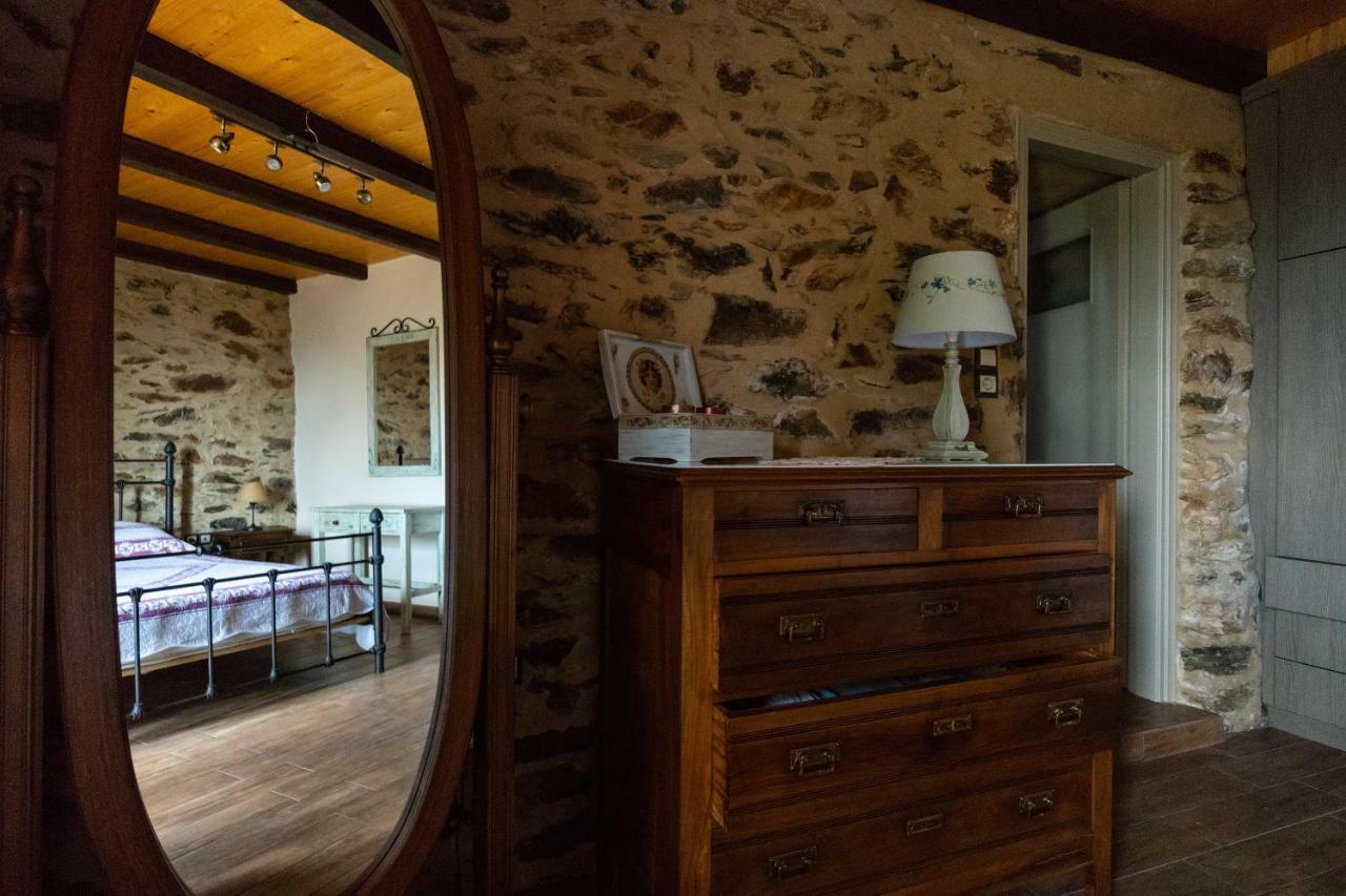 Luxury House In The Hills Guest House Спарти Екстериор снимка