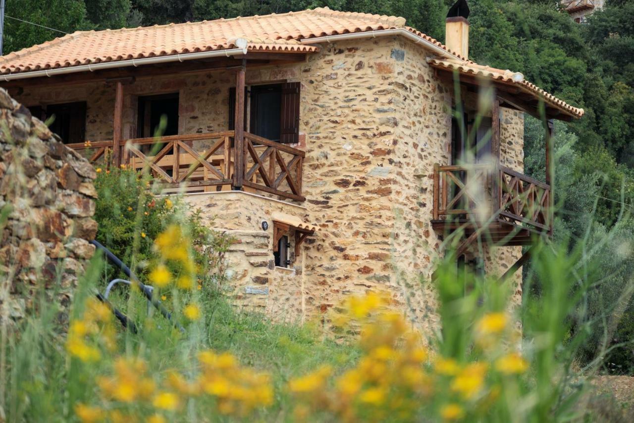 Luxury House In The Hills Guest House Спарти Екстериор снимка